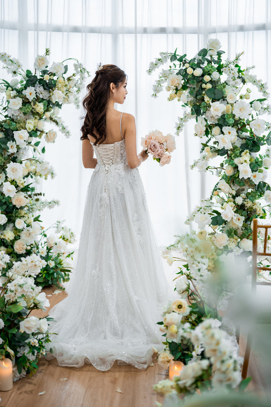 THE GWEN FLORAL PILLARS