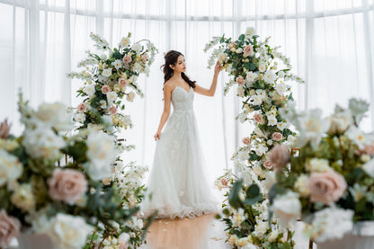 THE EMMA FLORAL PEDESTALS AND URNS SET