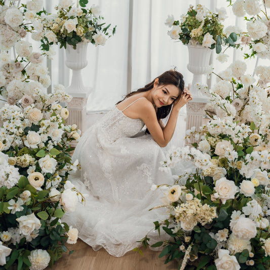 THE GWEN AISLE FLOWERS
