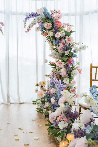 THE LEIA FLORAL PILLARS