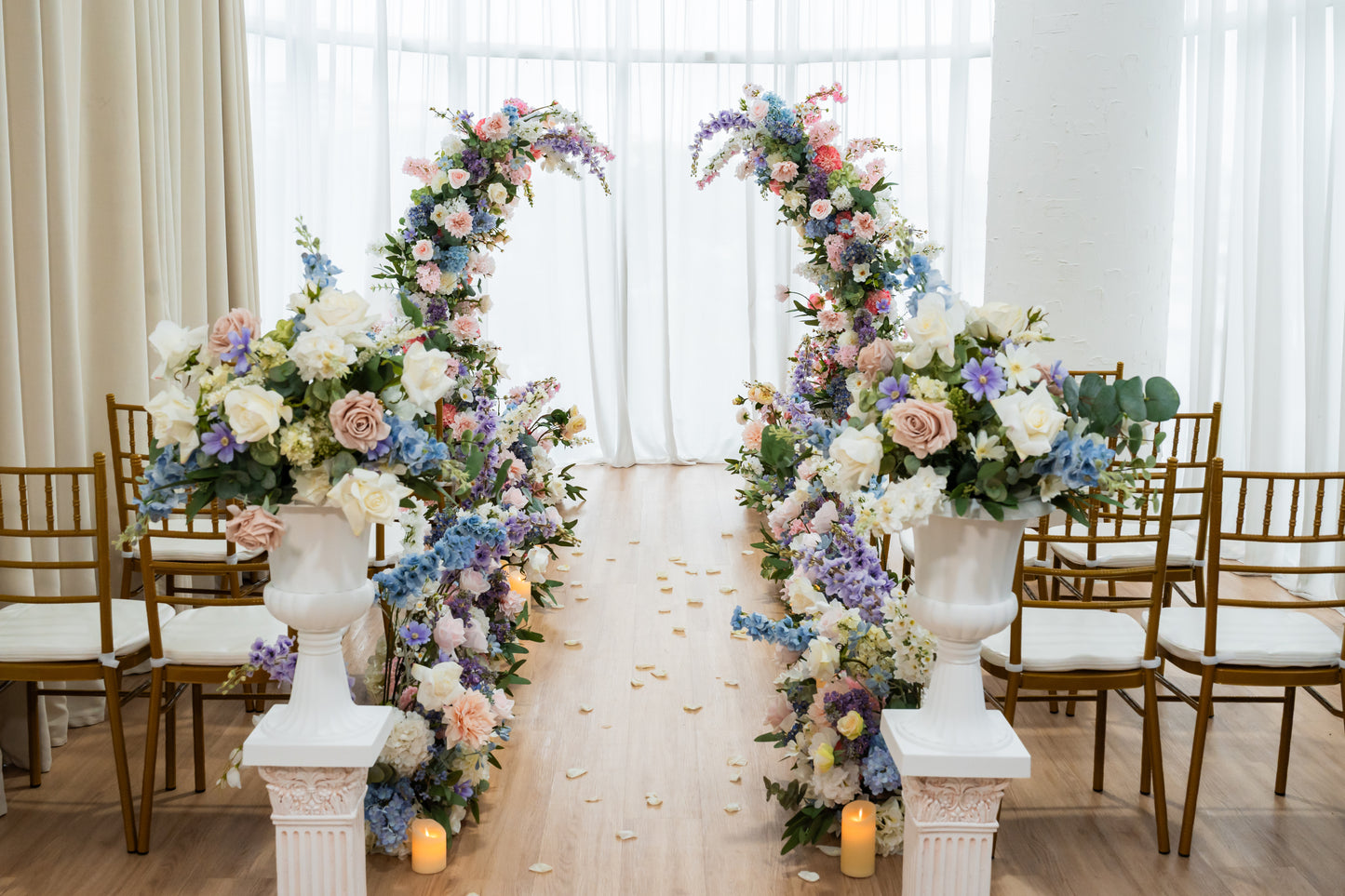 THE LEIA FLORAL PEDESTALS AND URNS SET