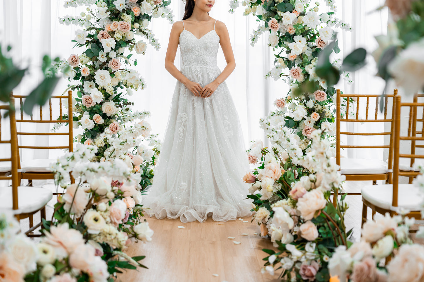 THE REIA AISLE FLOWERS