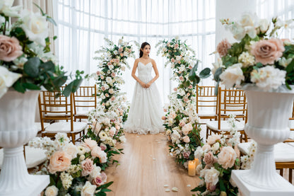 THE REIA FLORAL PEDESTALS AND URNS SET